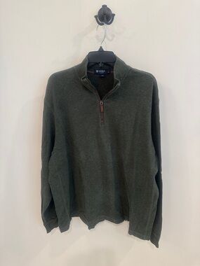 Daniel Cremieux Men’s Grey Quarter-Zip Sweater.